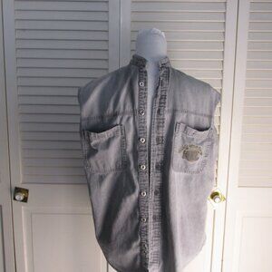 "Harley Owners Group HOG" embroidered jean shirt - Distressed Small